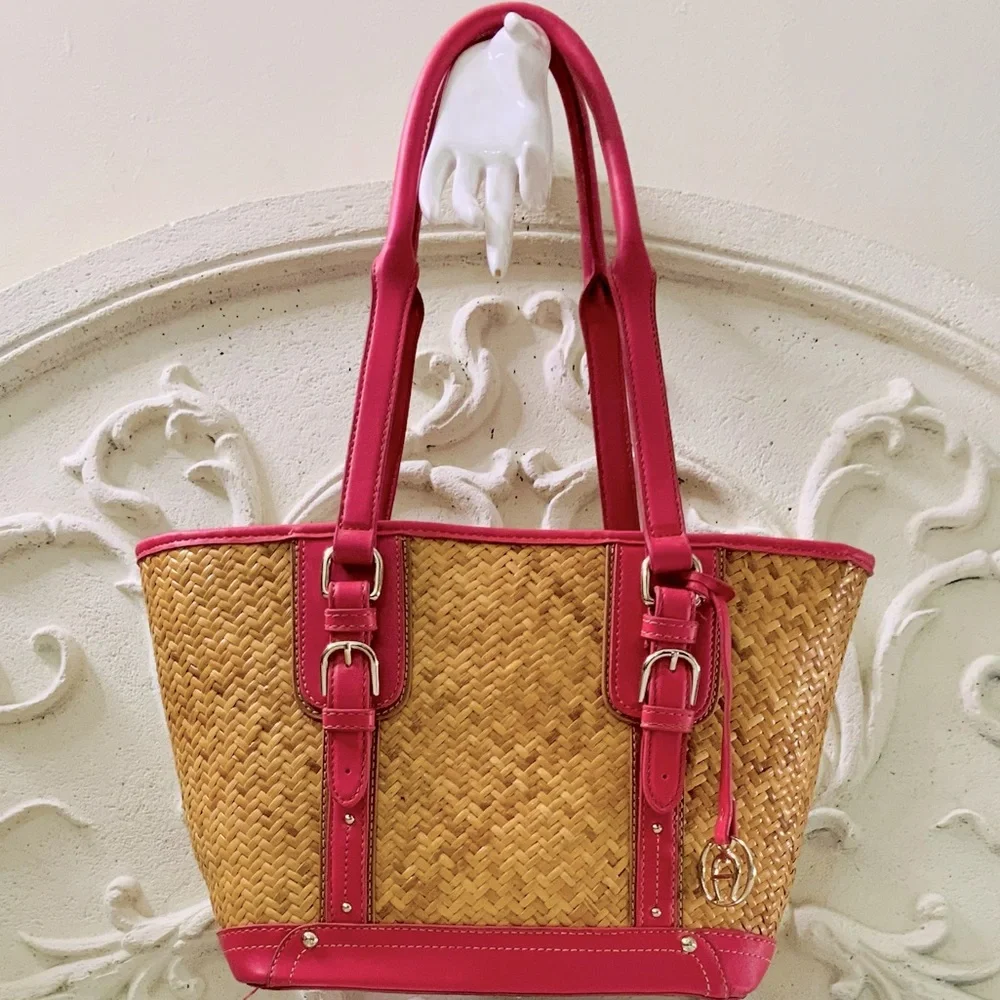 VINTAGE Etienne Aigner Rattan Straw Shoulder Bag Magenta Trim Tote - Picture 3 of 12